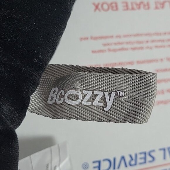 BCOZZY Travel Neck Pillow - Black velvet soft with drawstring bag - Picture 8 of 9